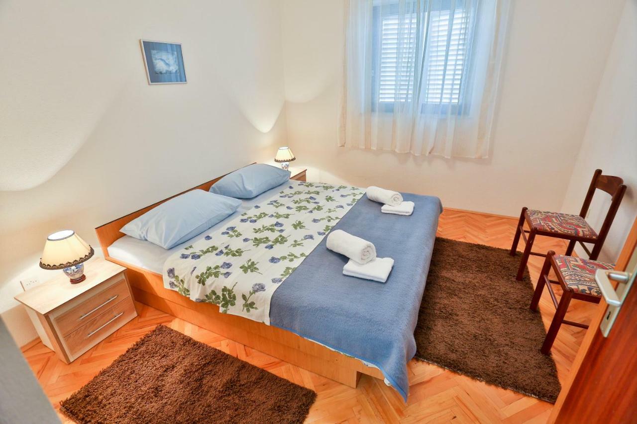 Villa Rako Dugi Rat Buitenkant foto