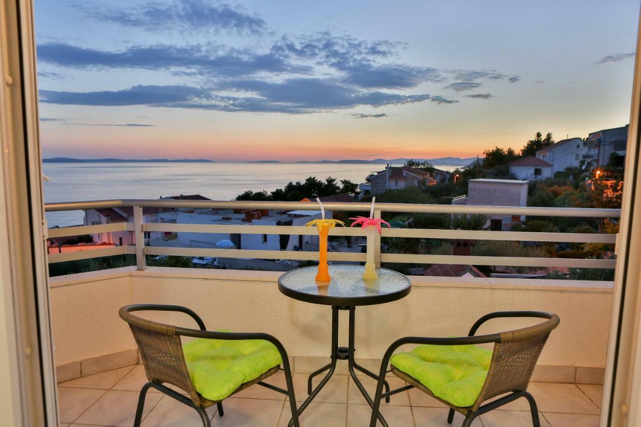Villa Rako Dugi Rat Buitenkant foto