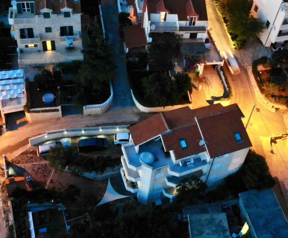 Villa Rako Dugi Rat Buitenkant foto